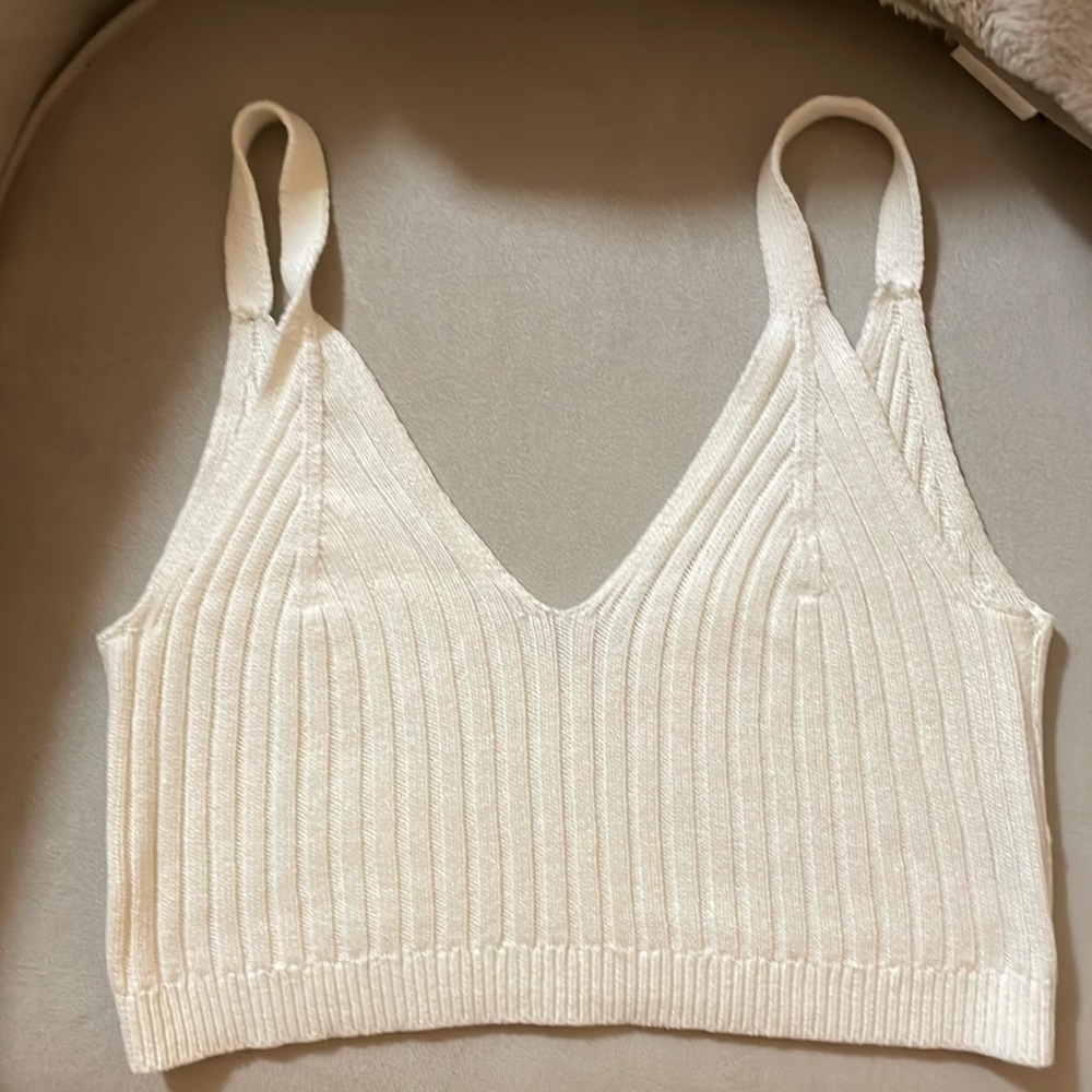 Cropped white tank